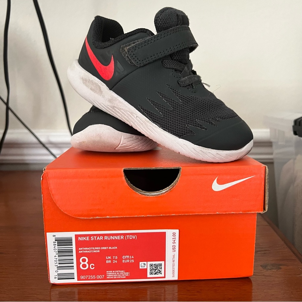 Used Condition Sz 8 Toddler Black Nike Sneakers